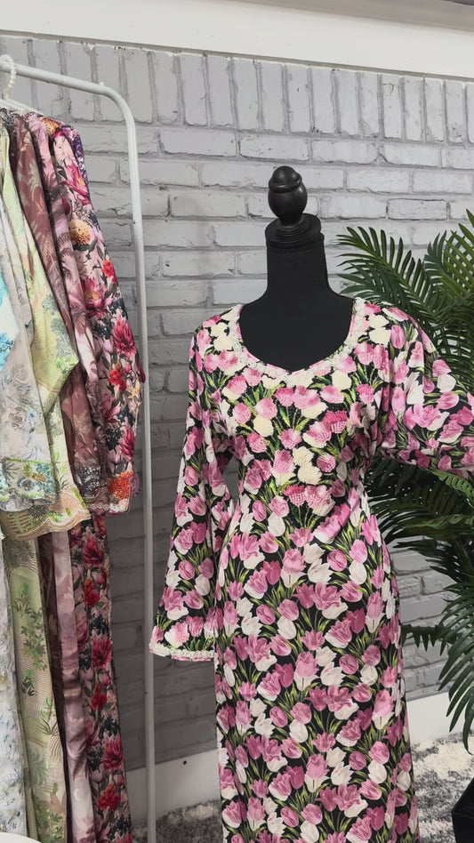 Tulip Mukhawer (stitched)